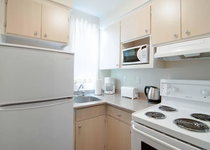 Hotel La Tour Belvedѐre Montreal